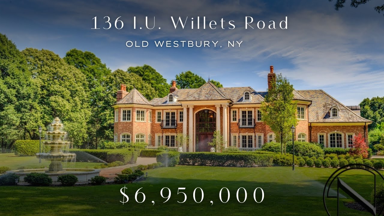 Inside this Stunning Old Westbury Estate with Every Amenity | $6,950,000