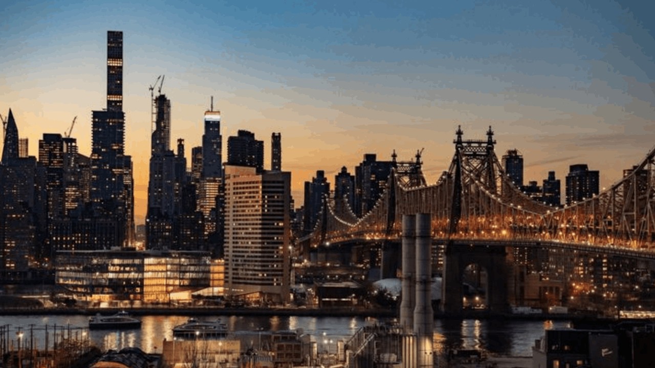 𝐏𝐋𝐀𝐘𝐋𝐈𝐒𝐓 | Bridges Lit by the Evening