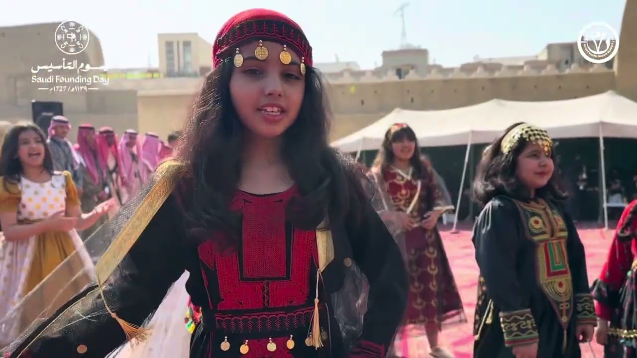 مشاركة مدارس رؤية المستقبل الأهلية بحفل يوم التأسيس  السعودي التابع لتعليم الأخساء
