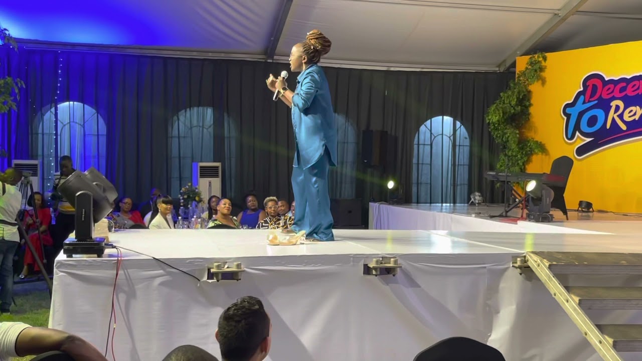 Kansiime in Tanzania. A glimpse of a December to remember. Standup African comedy. Merry Xmas ninjas