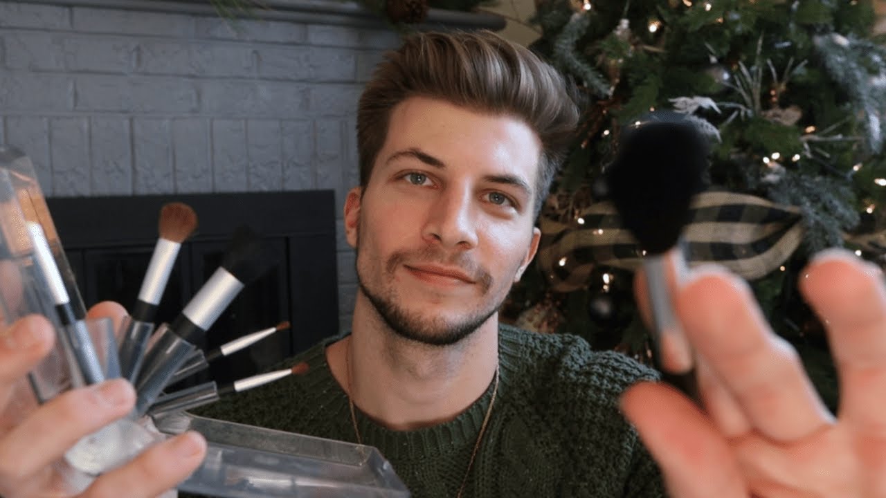 ASMR Doing Your Makeup for Christmas | Makeup ASMR