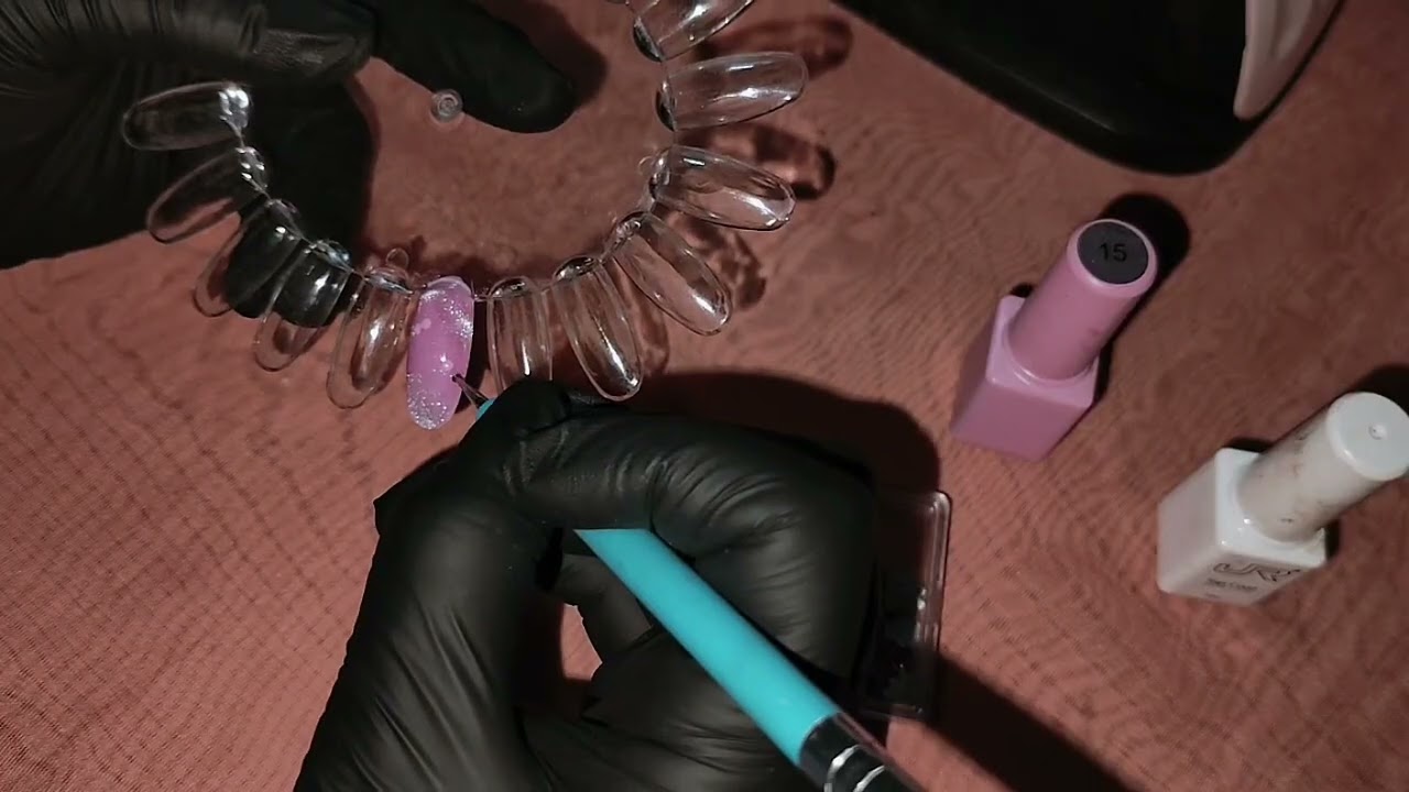 Tutorial inspiración 💕San Valentín💕. #nails #nailart #uñas 