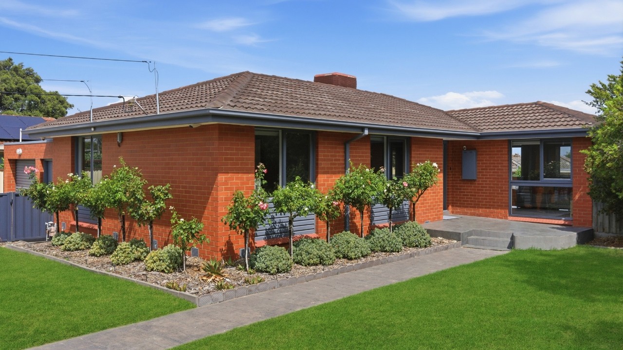 6 Justin Drive, Noble Park North VIC 3174