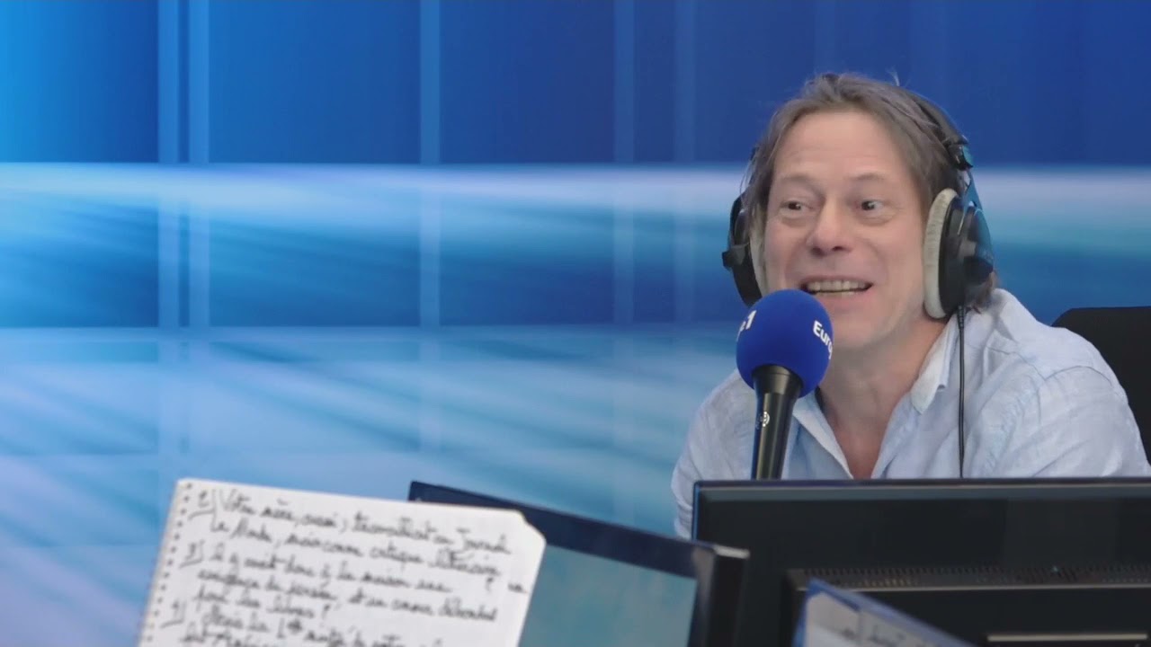 La drôle d'enfance de Mathieu Amalric, entre hippies américains et dissidents soviétiques