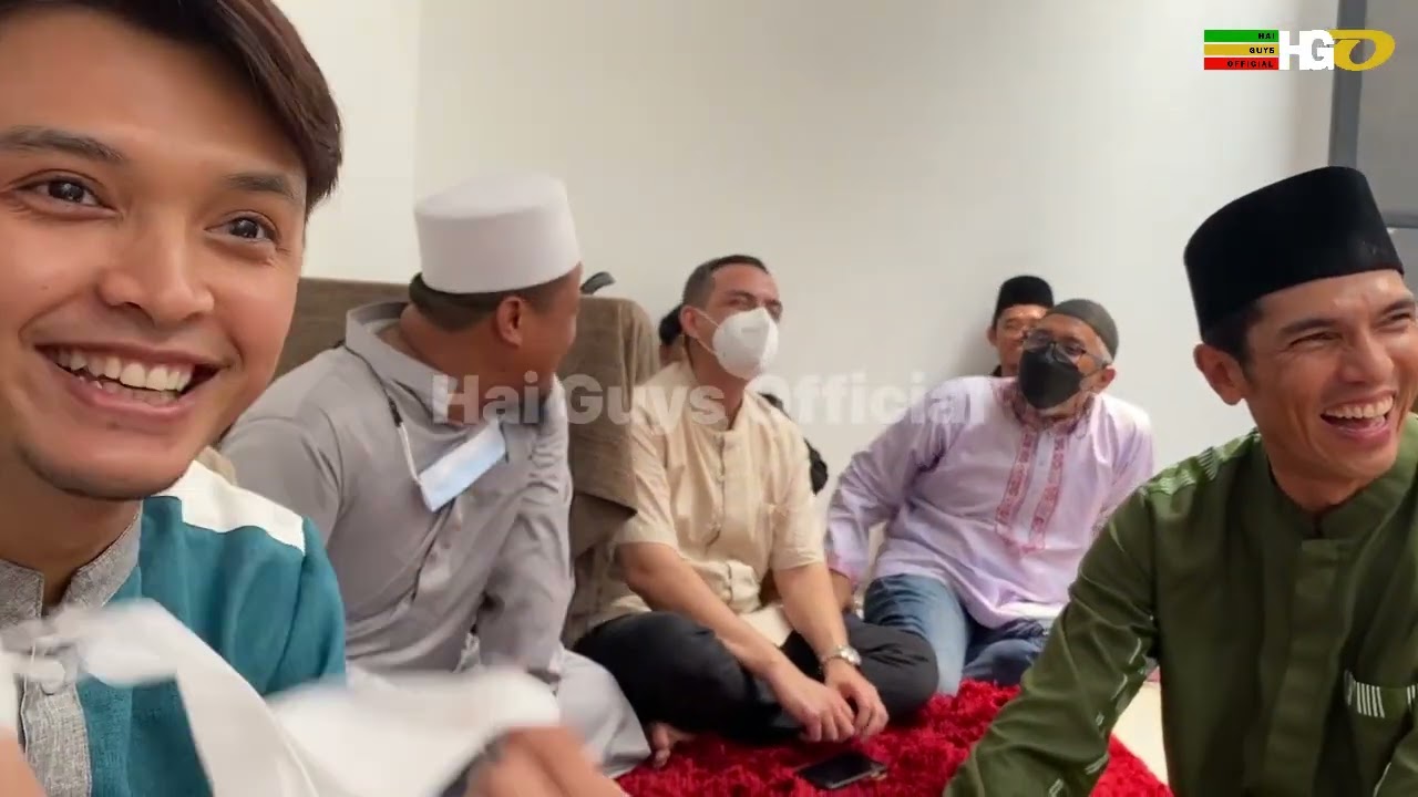 Begini Sikap UAS saat Bersama Para Artis | Peresmian Surau Rumah Quran Musawarah