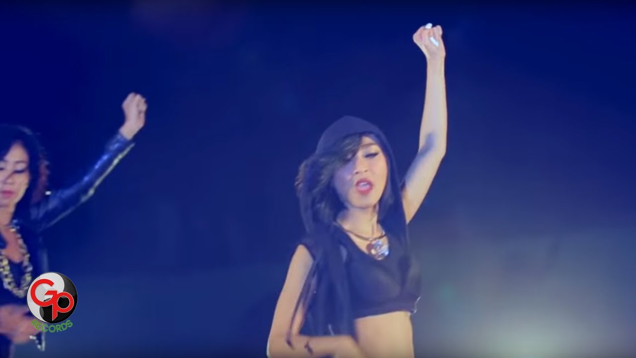 Rinni Wulandari - Oh Baby (Official Music Video)