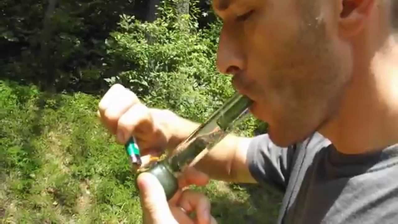 Chameleon Monsoon Water Pipe - Handheld Spill-Proof