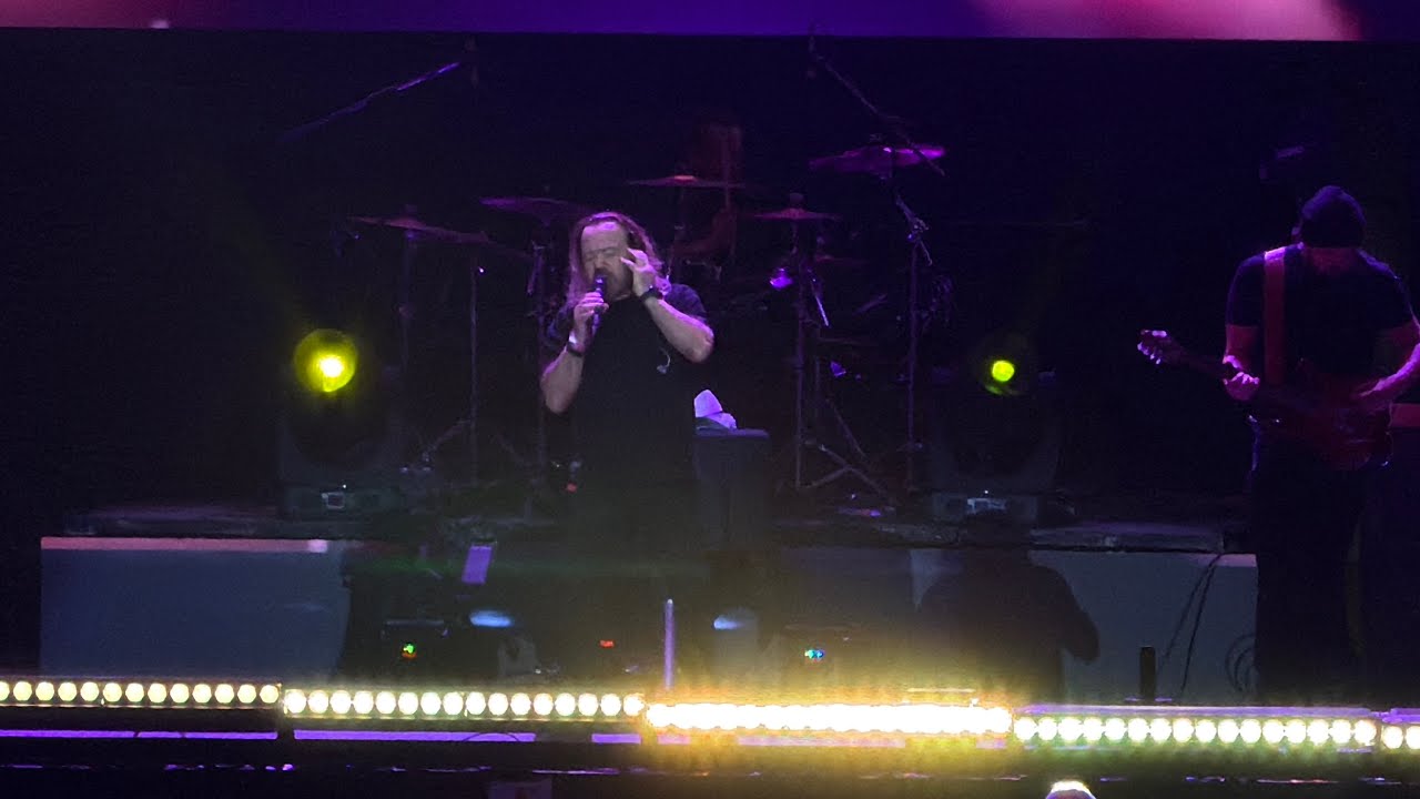 Los Acosta - Caprichos de Mujer / En aquel café (En vivo Arena Ciudad de México)