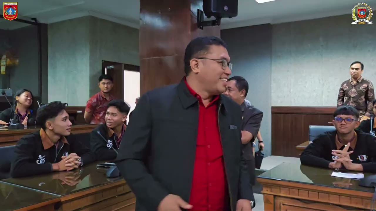 Menerima Kegiatan Kokurikuler dari Siswa SMA Negeri 1 Amlapura, Belajar Berdemokrasi.