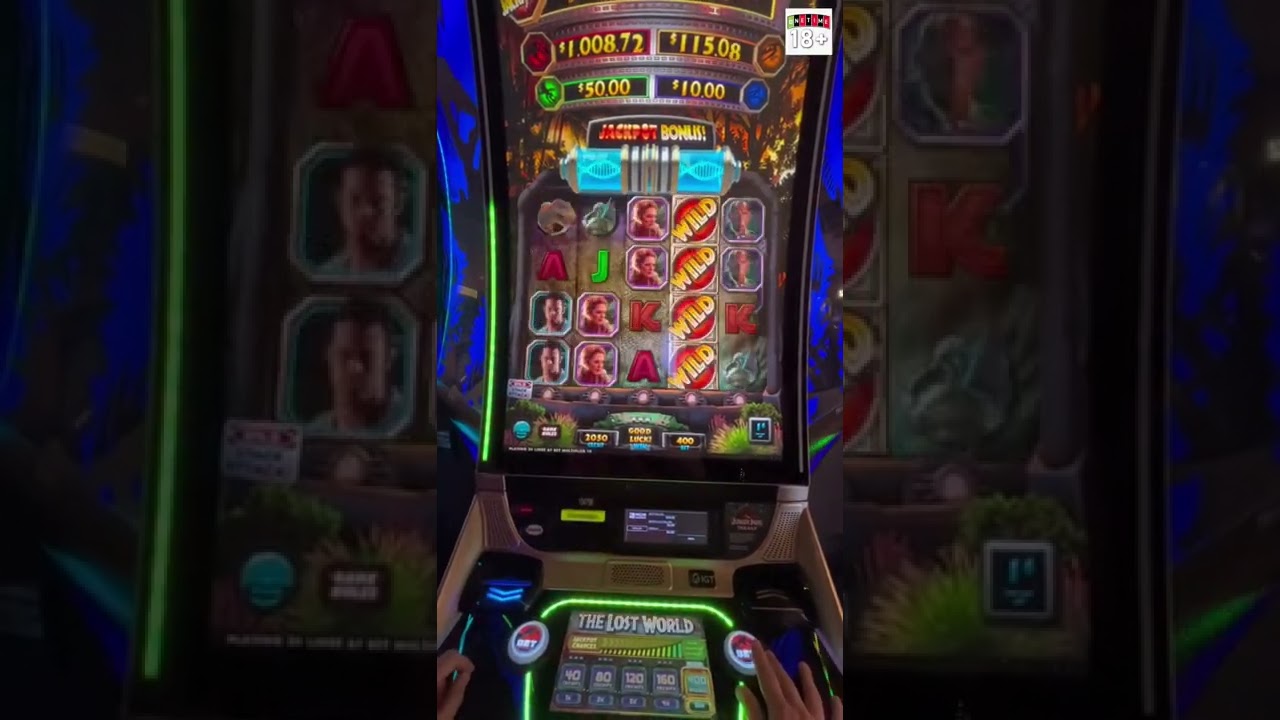 We play max bet 10 times on the lost world Jurassic park slot in Excalibur Las Vegas