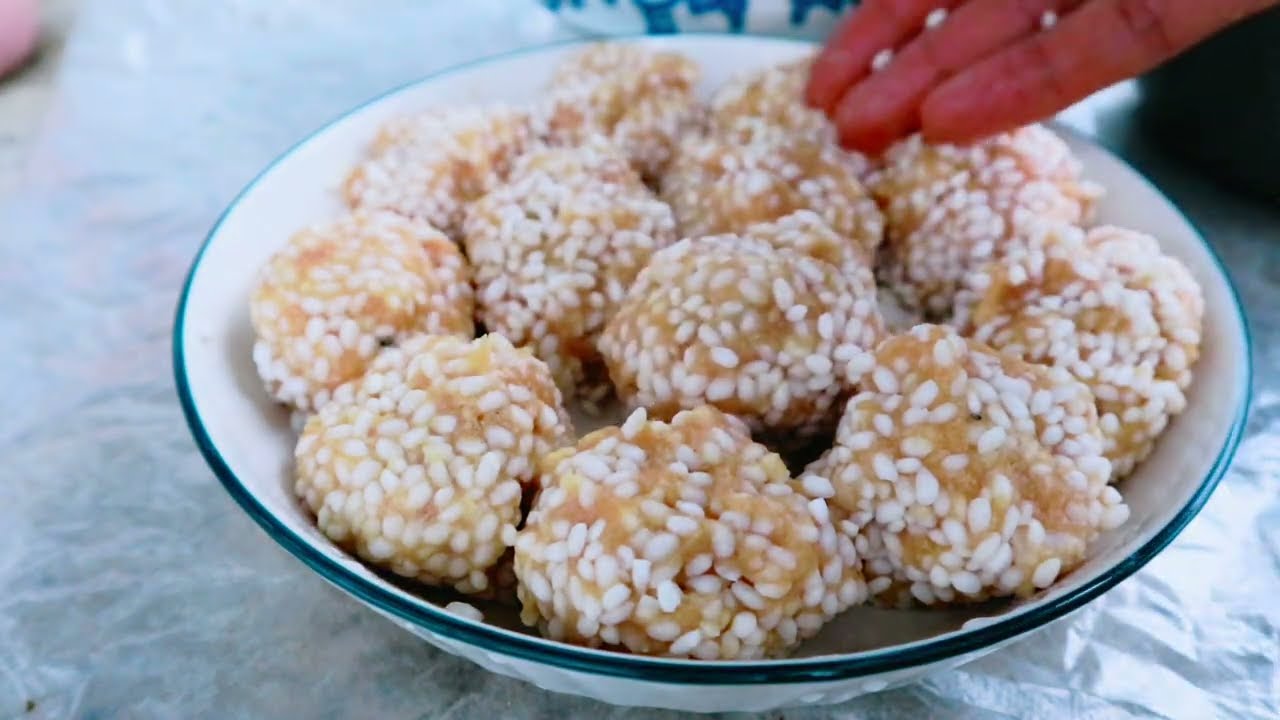 Daily Life in Rural China| Make glutinous rice meatballs & Breeding seedlings and making farm meals