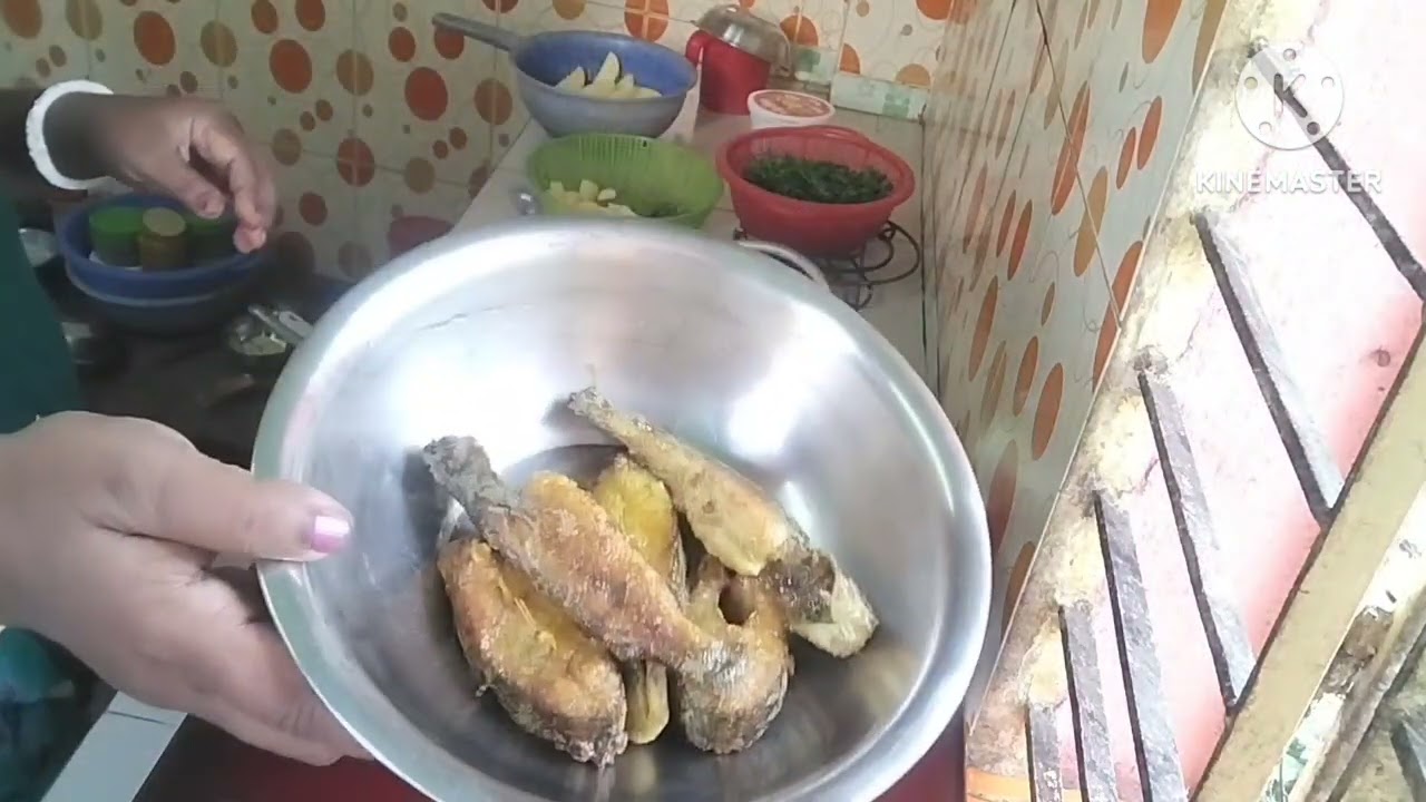 তেলাপিয়া ও টেংরা মাছ আলু দিয়ে রান্না 🌹🌹