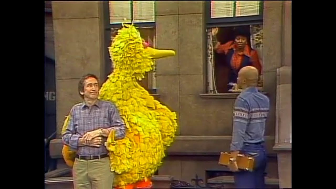 1703   Big Bird and Bob Become Handcuffed to Each Other