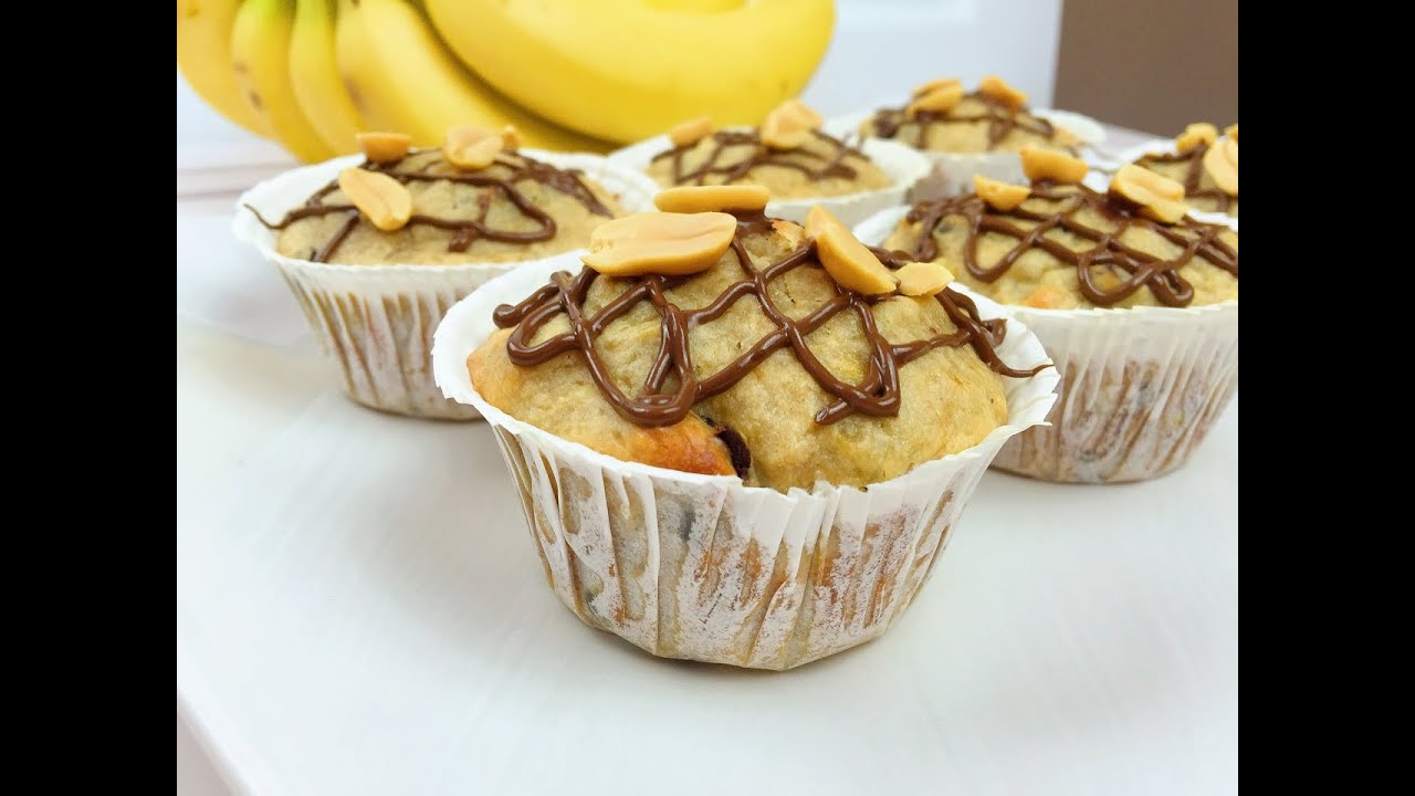 Saftige Erdnussbutter Bananen Muffins / Muffin Rezept