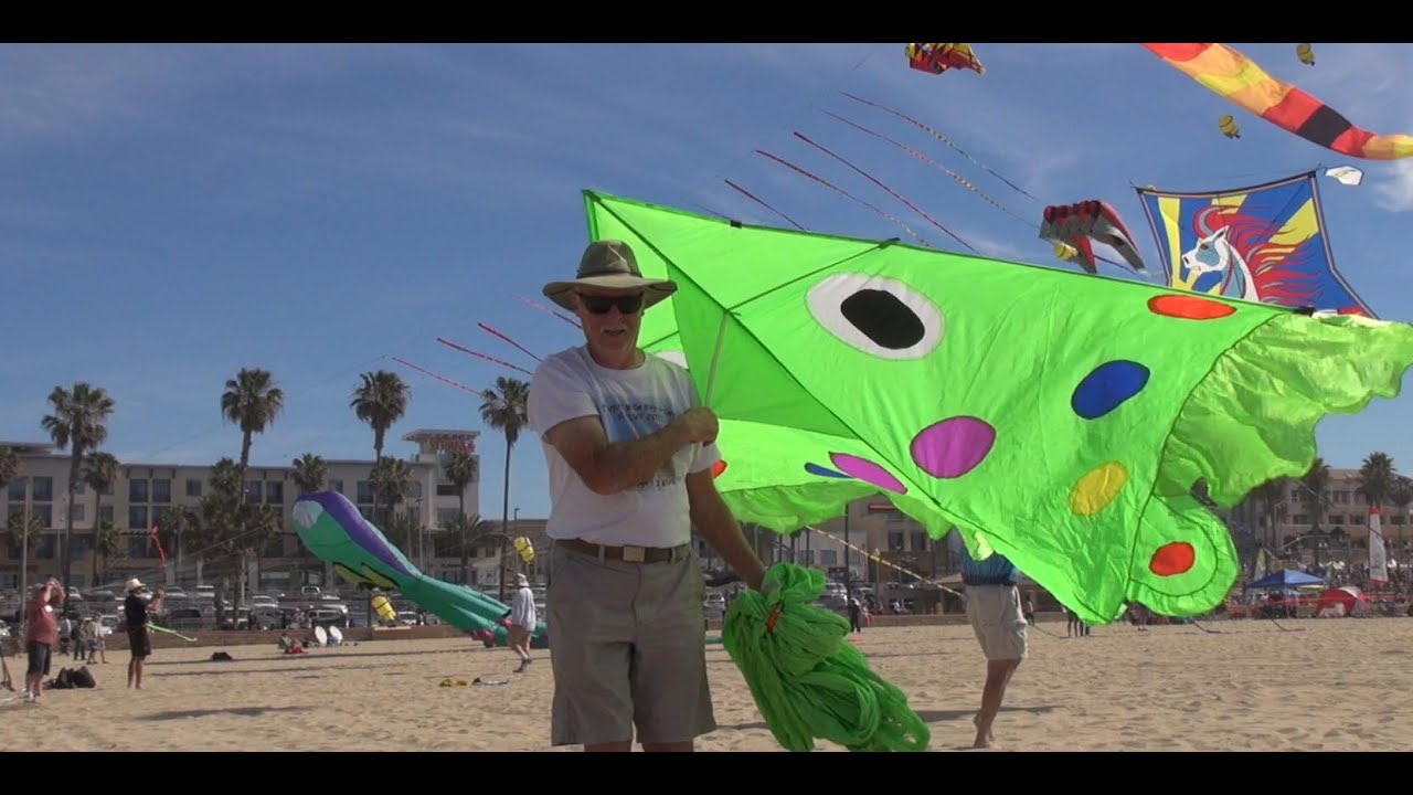Huntington Beach Kite Party 13
