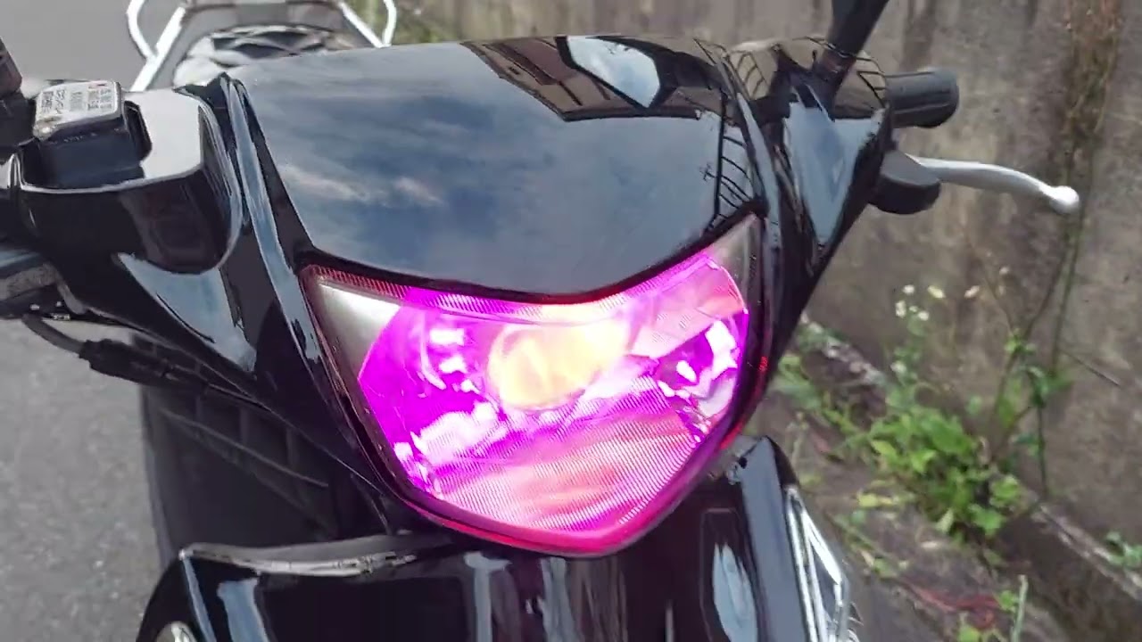 アドレスv125g　ケツ上げ　カスタム　始動動画