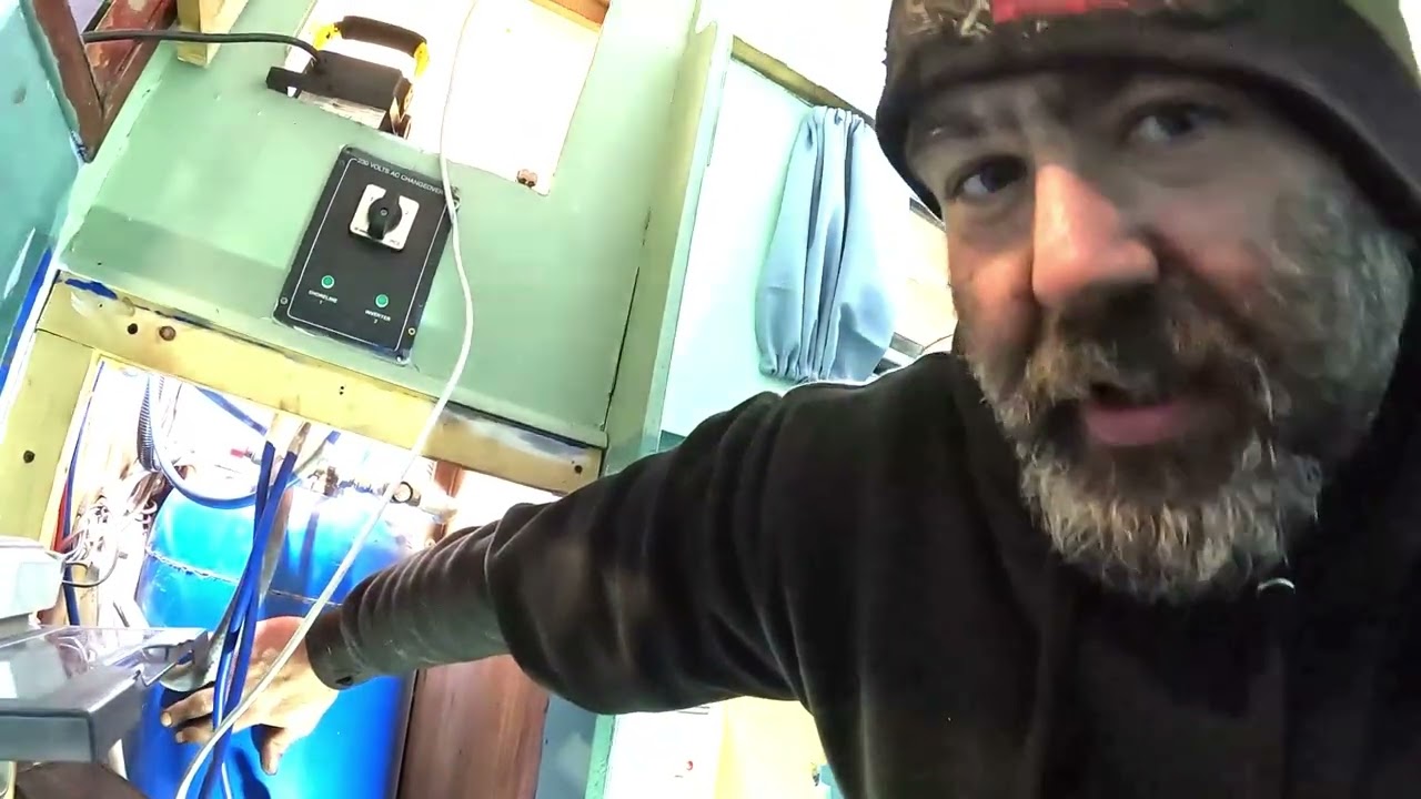 Narrow boat Knot So Fast Ep17 Time has ran out!!!!! Last day in the shed.