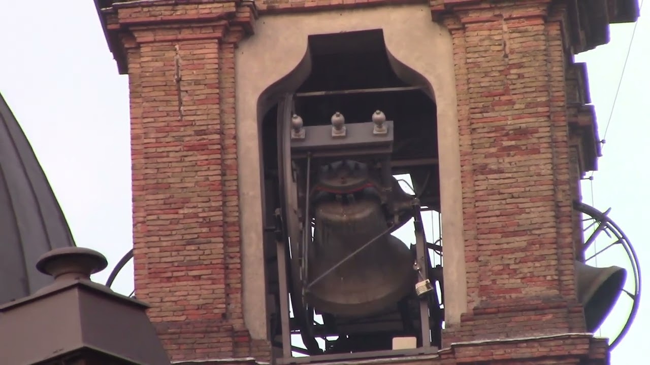 Le campane di Pontirolo Nuovo (BG) - Chiesa Parrocchiale di S. Michele (2). video 992