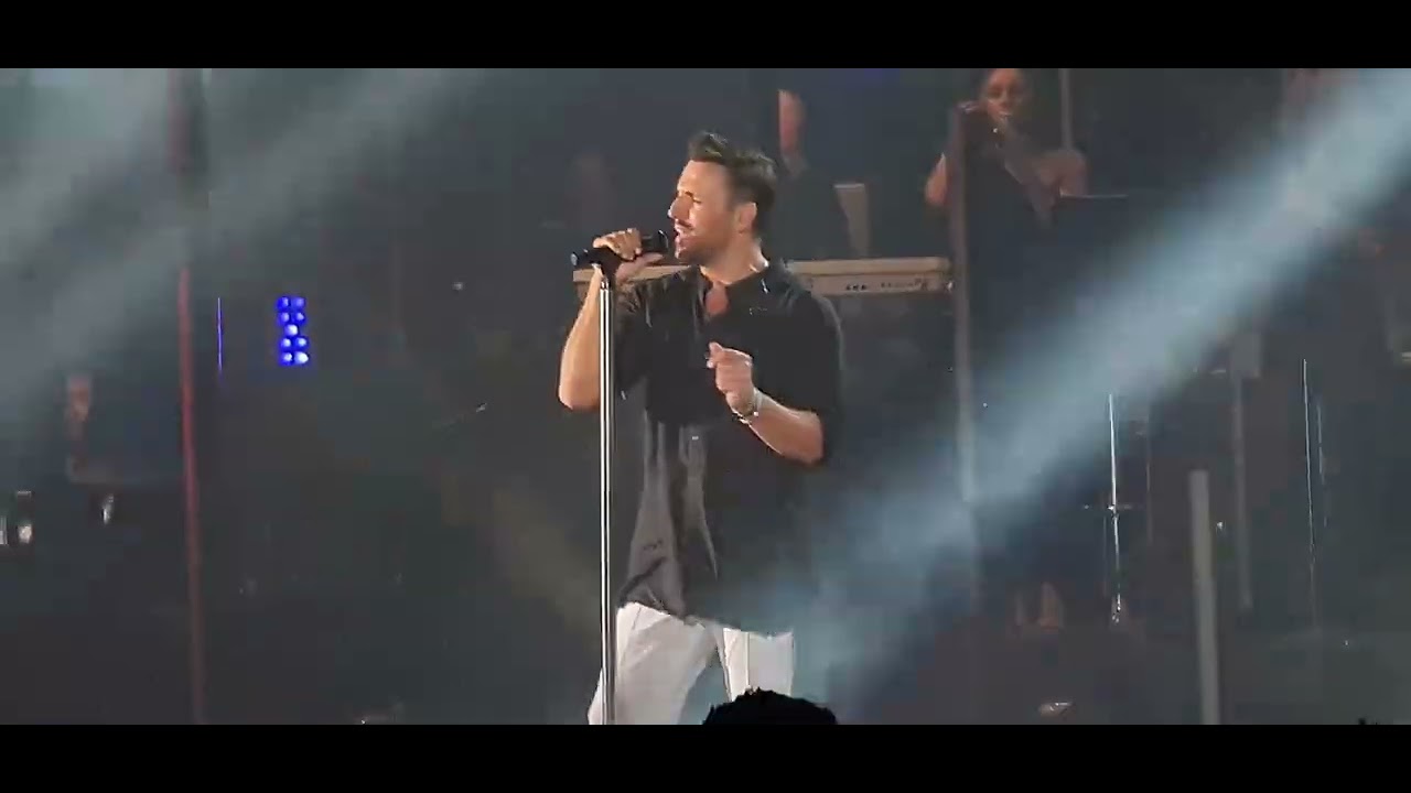 φεύγω -  Νίκος Βερτης- Live  στο Orama 13.08.2022