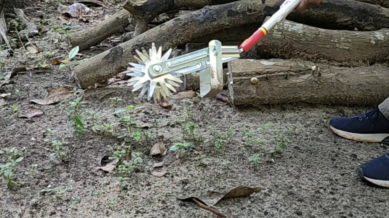 Wolf-Garten Garden Tiller Soil Crumbler and Weeder working and tips