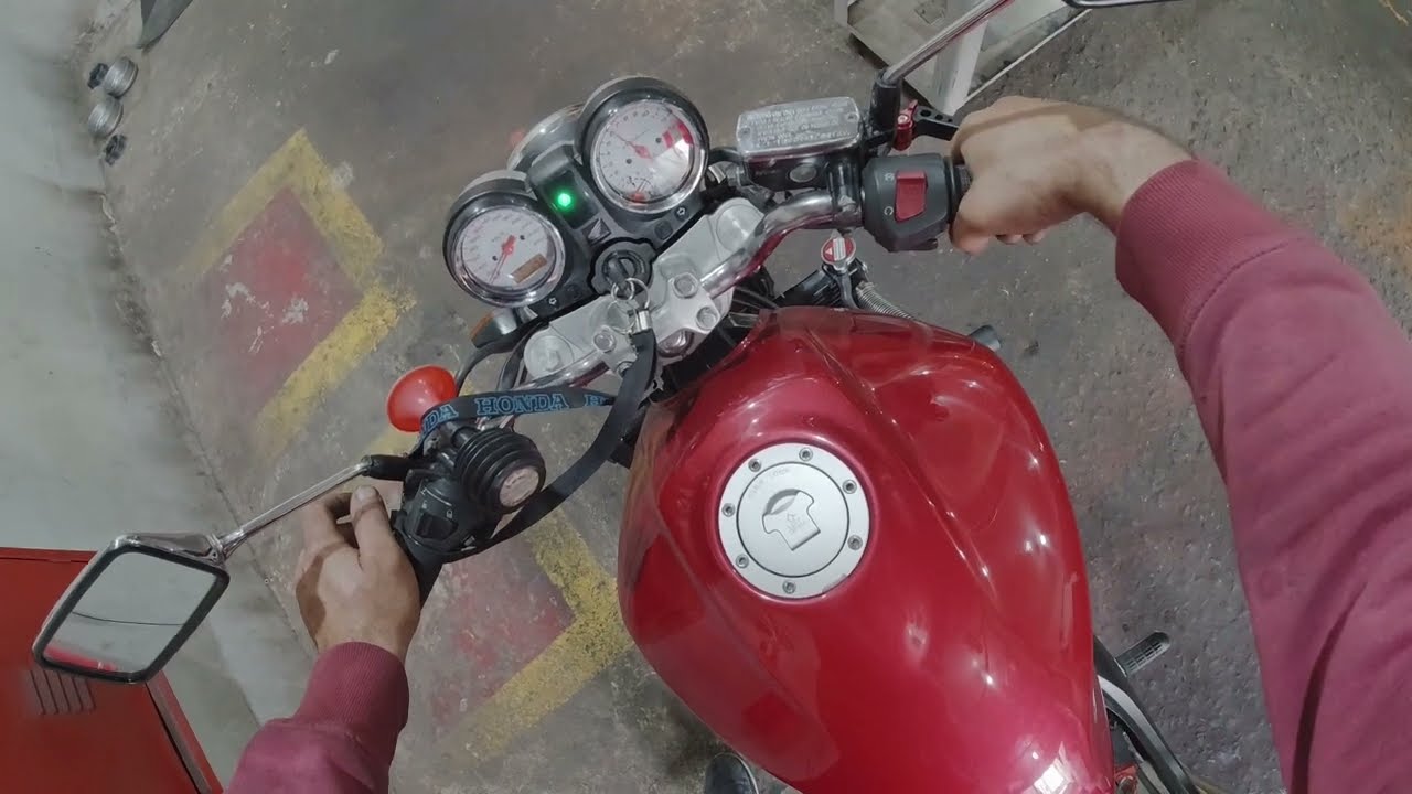 HORNET 600 CARBURADA 2005 -TROCA DE ADITIVO DO RADIADOR ( W.O.T. PREPARAÇÕES)