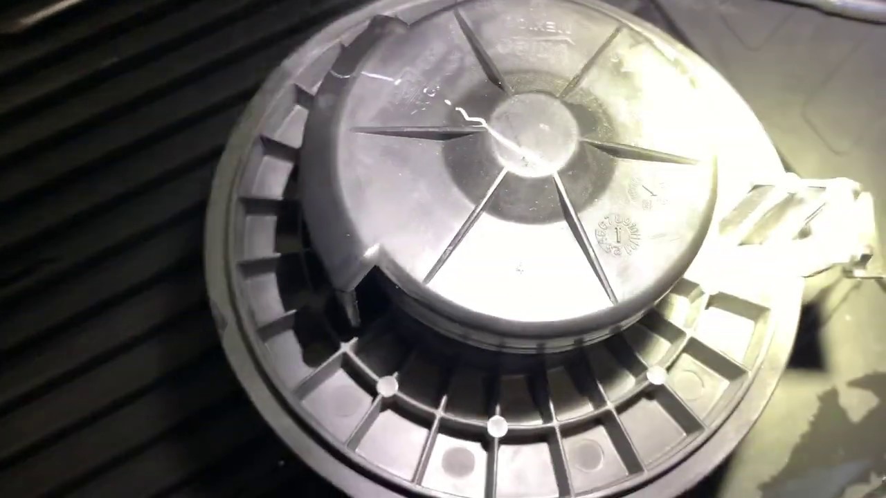 Nissan Versa blower motor replacement.