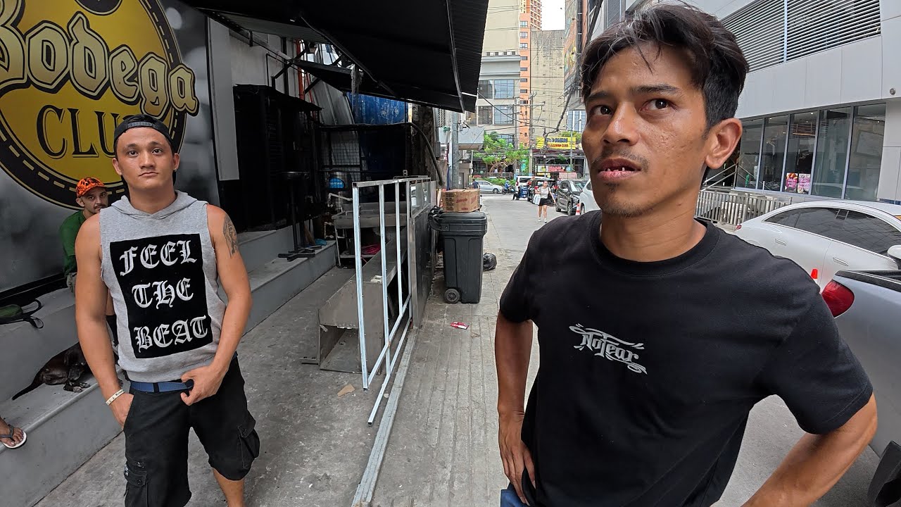 Getting Hustled on The Streets of Manila | Looking For JoJo  🇵🇭