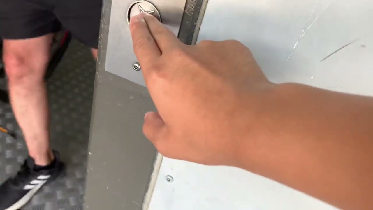 Normal music without ECD music: Liftronic Unitronic MRL elevator at Belmore station, NSW