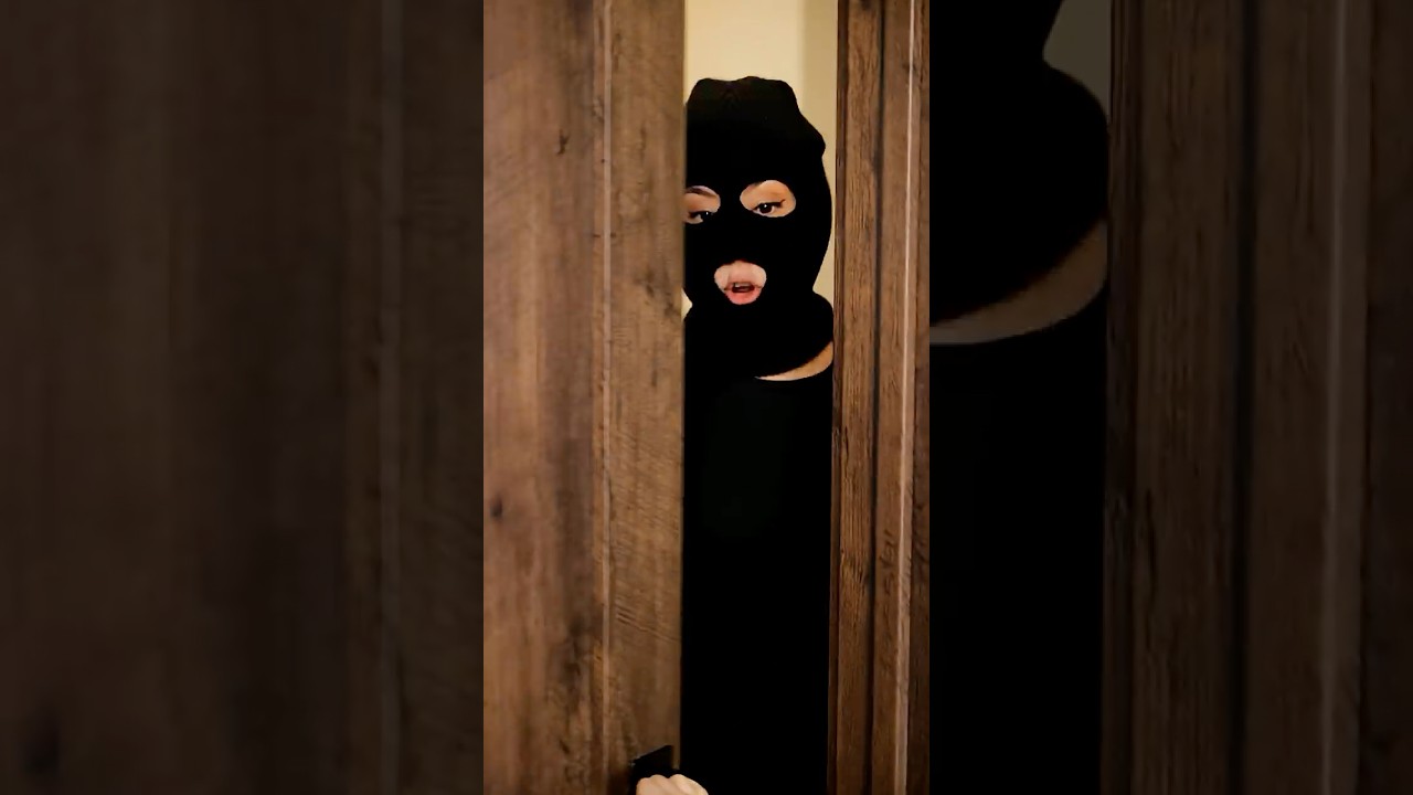 😱 An Open Door Turns Into An Important Lesson #shorts #moralstory