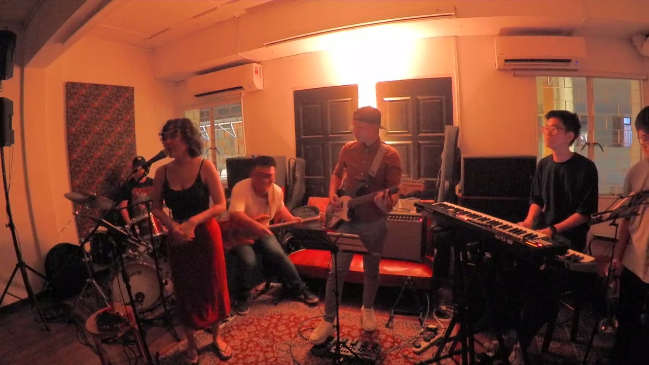 Jan 2026 Flowww Jam Set