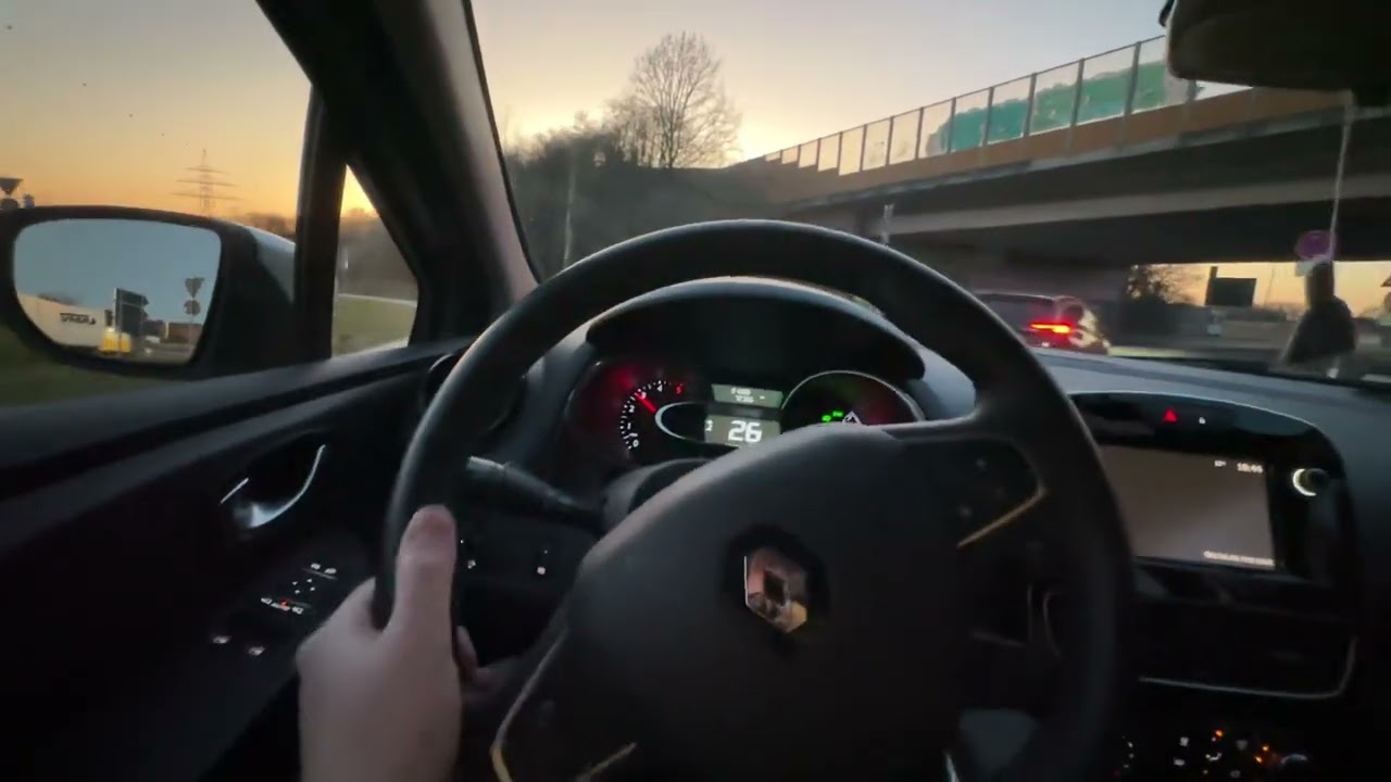 POV Renault Clio IV 2018 1.5dci(75hp) Top Speed German Autobahn