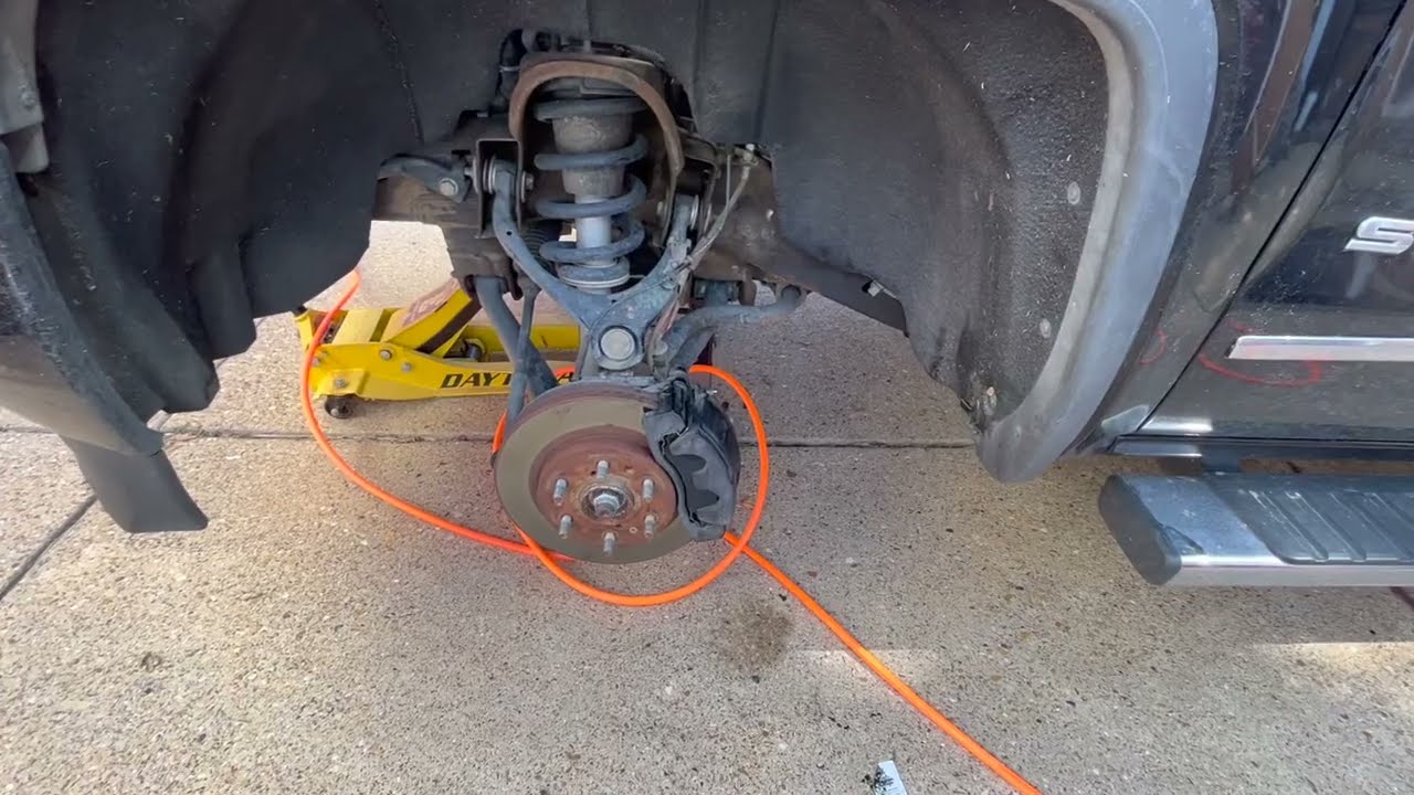 COMO CAMBIAR LAS BALATAS DE UNA GMC SIERRA 1500--- 2014..