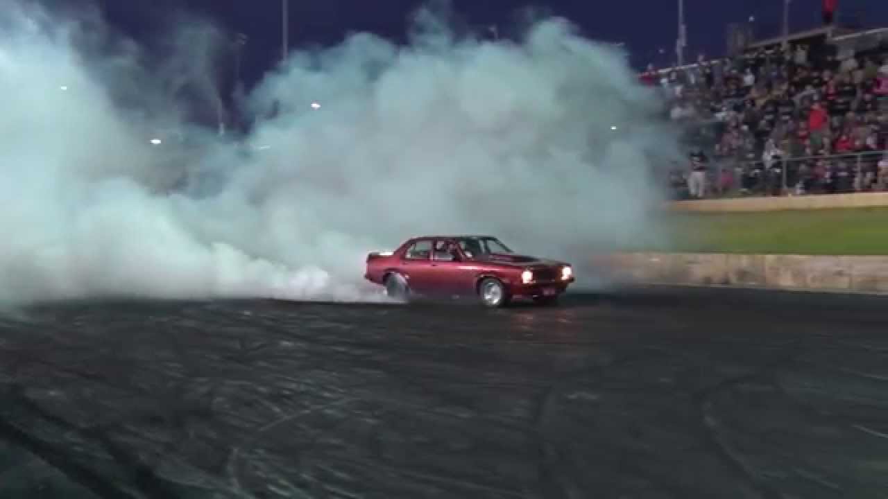 Badass Burnouts 2014 - XMY-350
