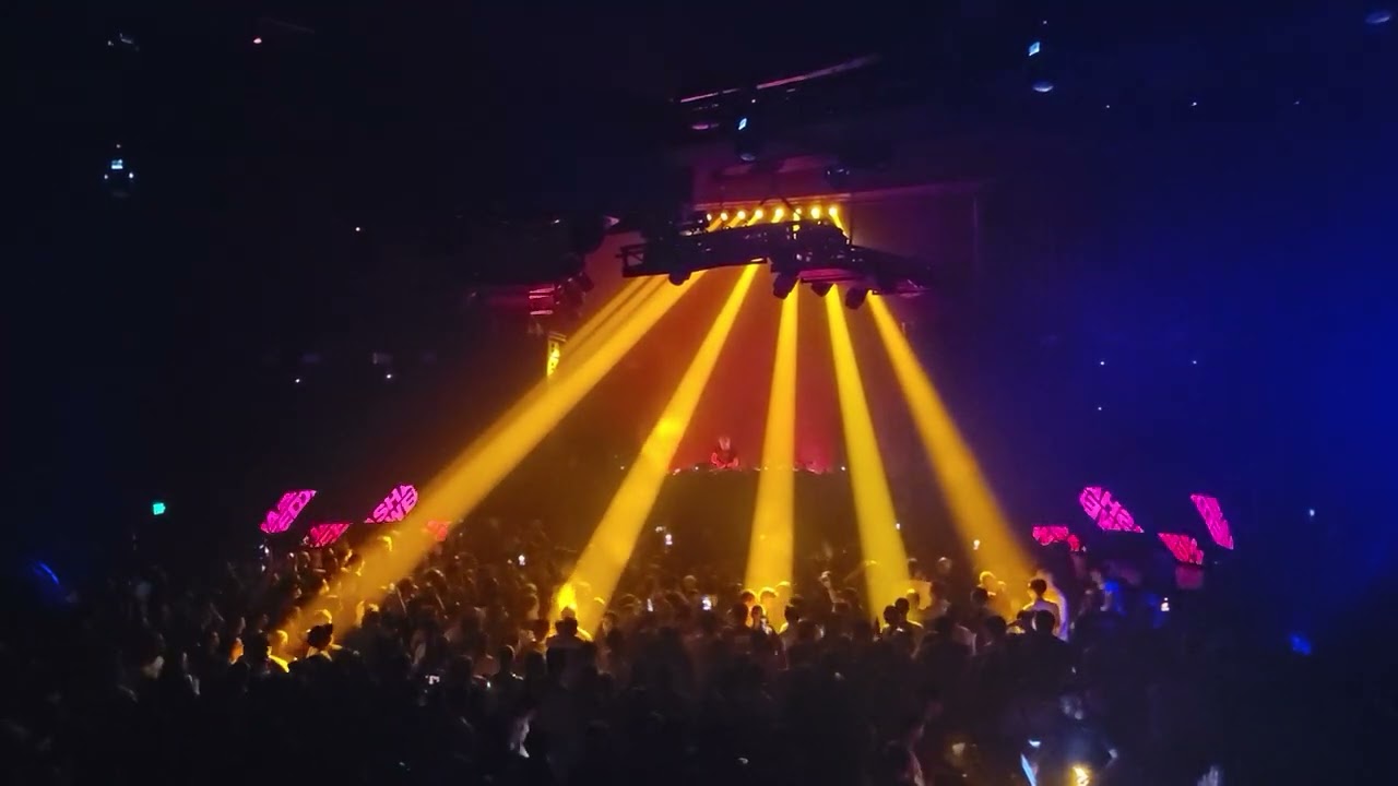 Sasha & John Digweed Live from  @M2MiamiNightClubRESISTANCE  1/04/2025