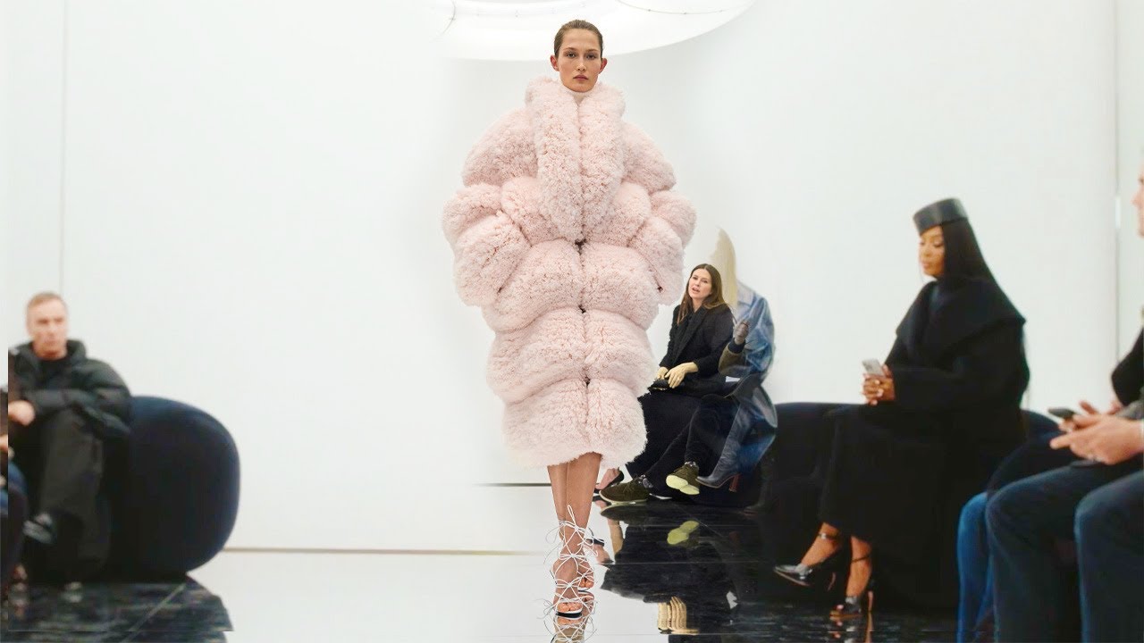 Alaia Fall/Winter 2024/25 Paris