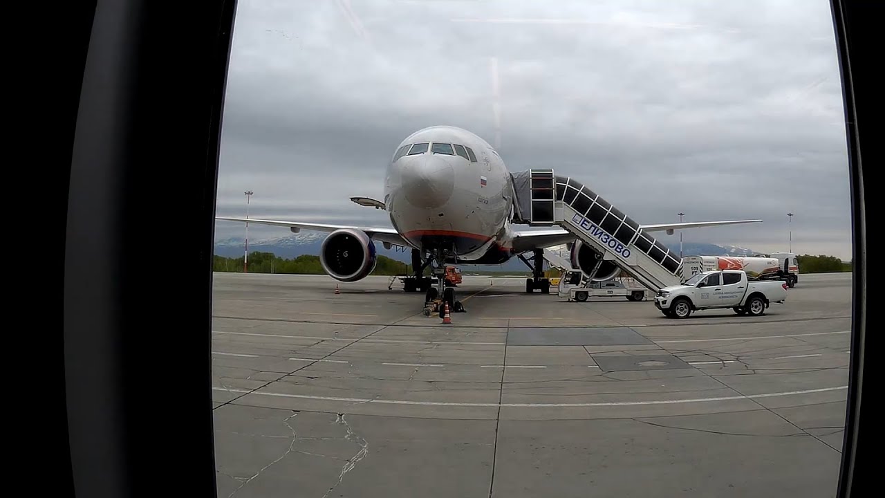 Перелёт Петропавловск-Камчатский - Москва на Boeing 777-300ER Аэрофлота.