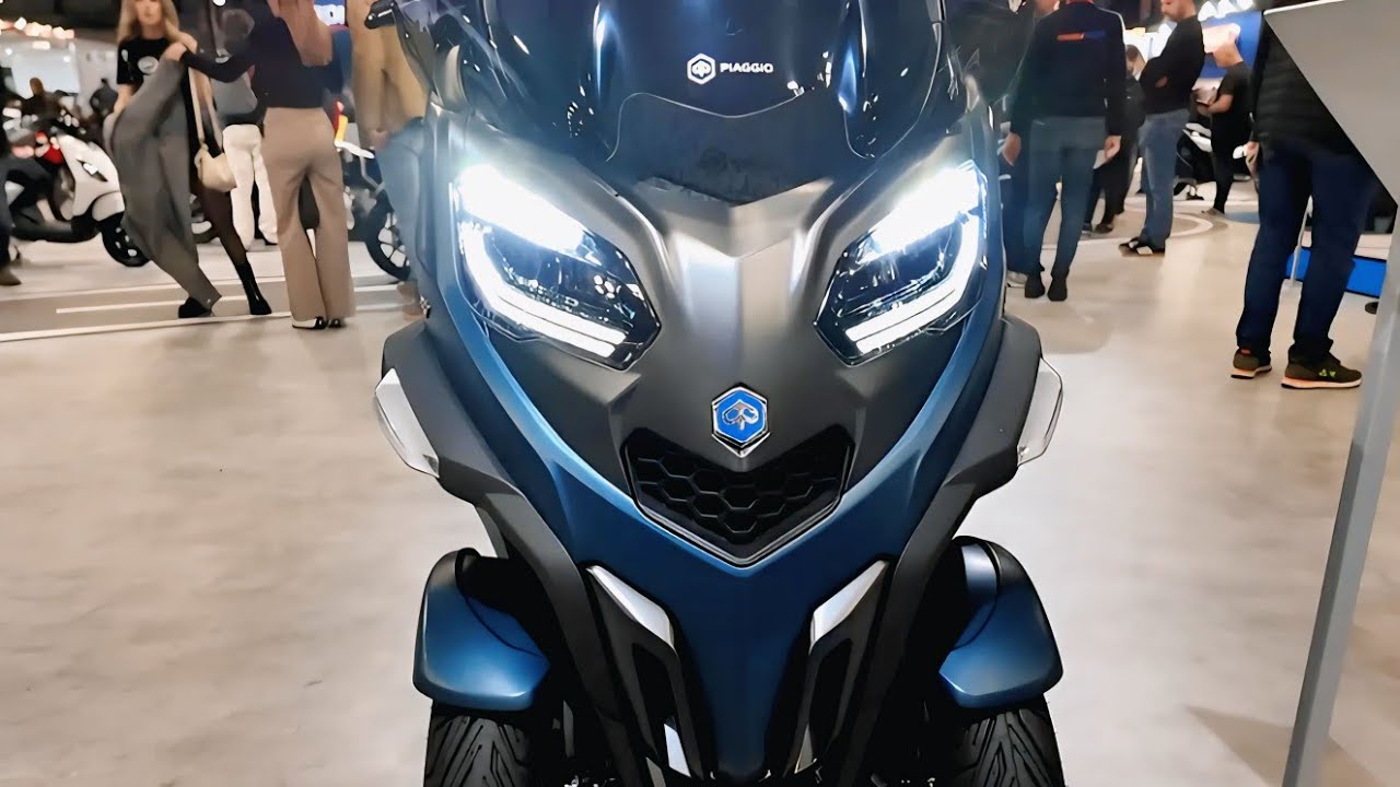 2026 Piaggio Mp3 530 The Lagenda 3 Wheels Born again to amaze everyone