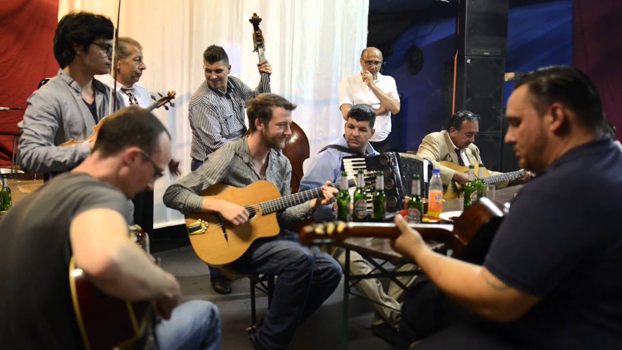 Backstage jam at the 3rd international Sinti-Musikfestival in Duesseldorf #2