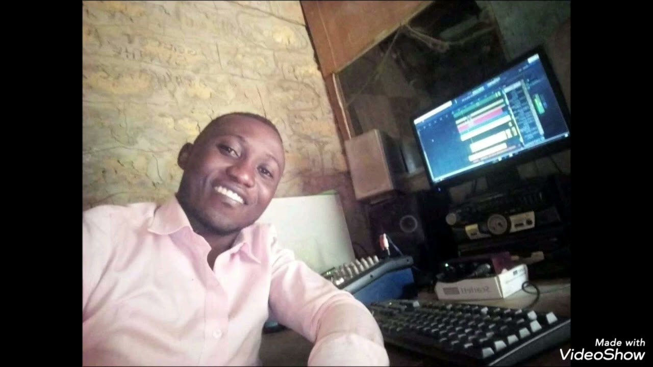 Guelor synthé la chanson chrétienne jésus il est là------- manager le big manadia Tv5 