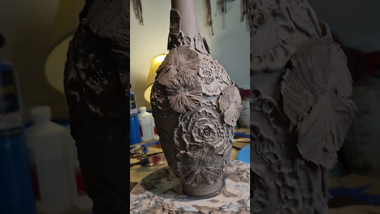Application of 5 flower and leaf forms to create the final floral motif.  