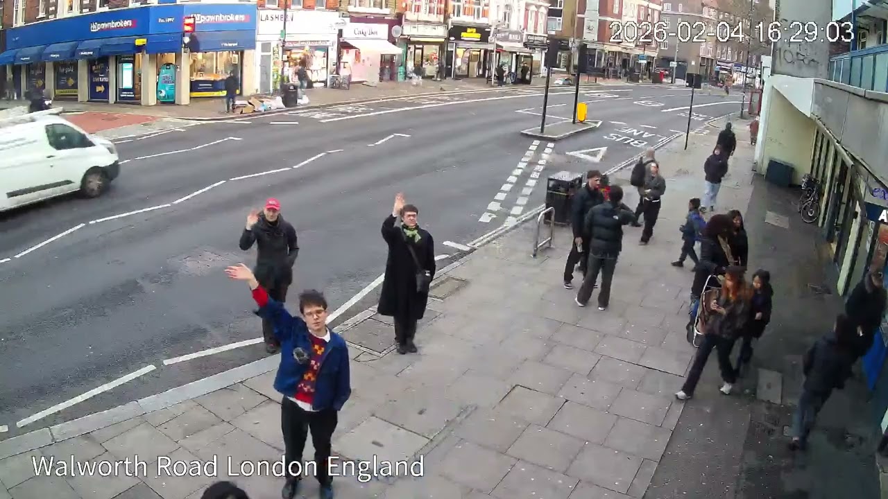 Nice wave! Hello to you too