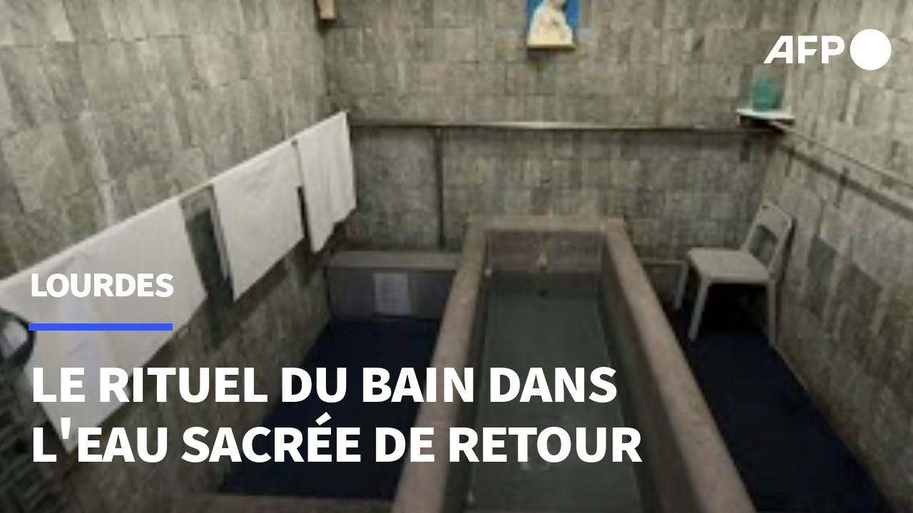 Au pélerinage de l'Assomption, les croyants de Lourdes renouent avec le rituel du bain | AFP