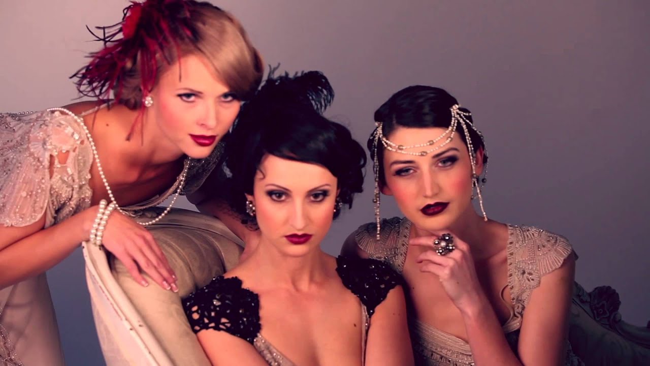 Gatsby Glam – 1920’s Inspired Fashion Shoot Behind the Scenes – RED Magazine