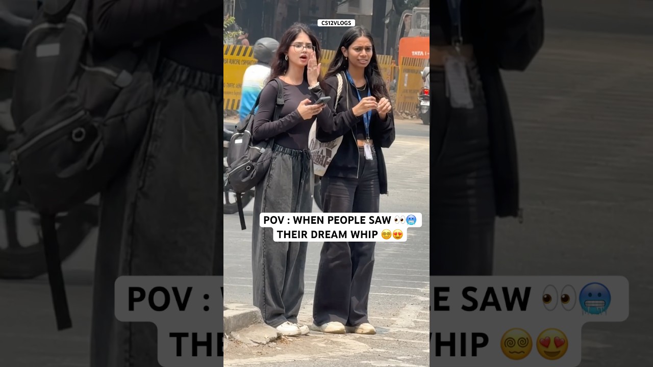 PUBLIC REACTIONS TO 12 CRORES RS  LAMBORGHINI REVUELTO ON MUMBAI ROADS #SHORTS#INDIA#CAR#Lamborghini