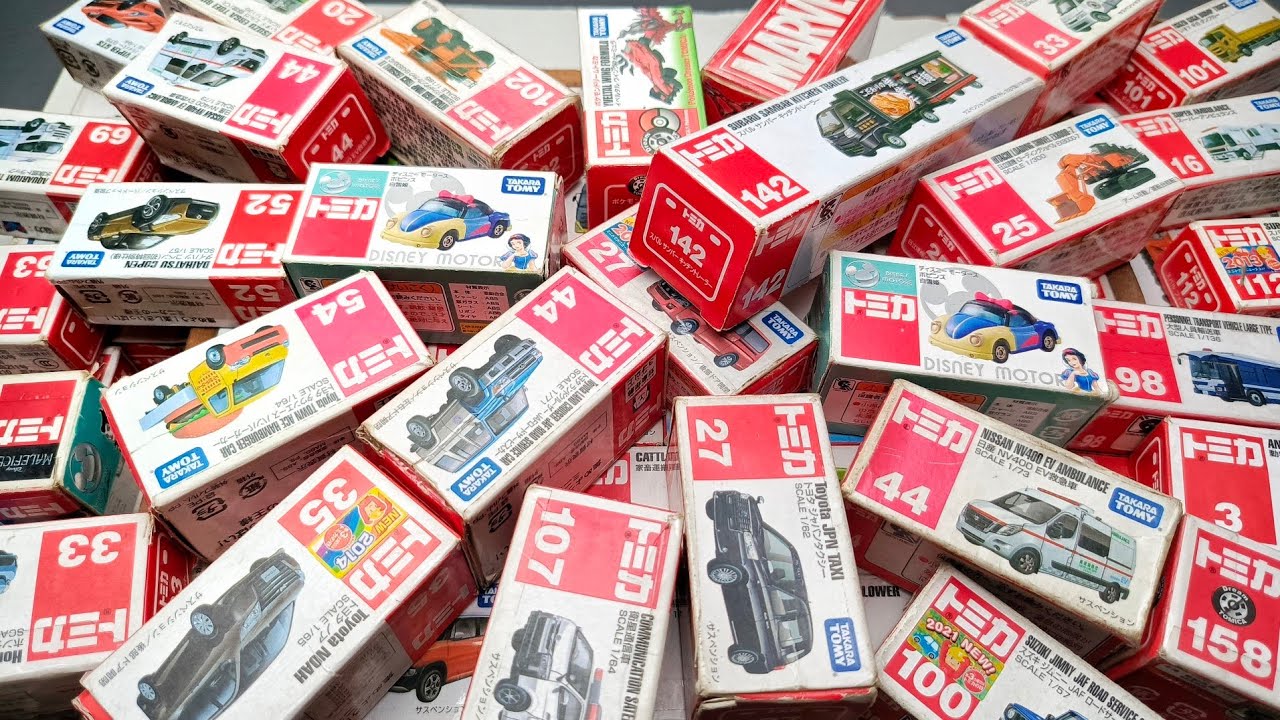 トミカミニカーが箱に盛り沢山!収納するよ。トミカのベストコレクションを動画でまとめました! -