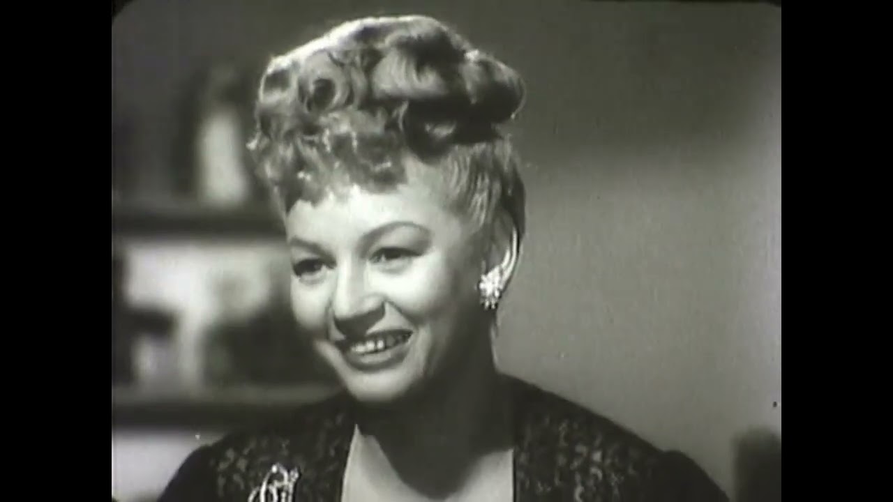 June Hutton And The Pied Pipers on film 1947, "Should I?"