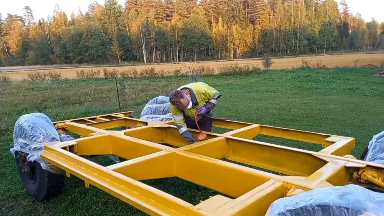 Ensimmäinen iso askel vankkuriprojektissa – runko sai uuden maalipinnan!