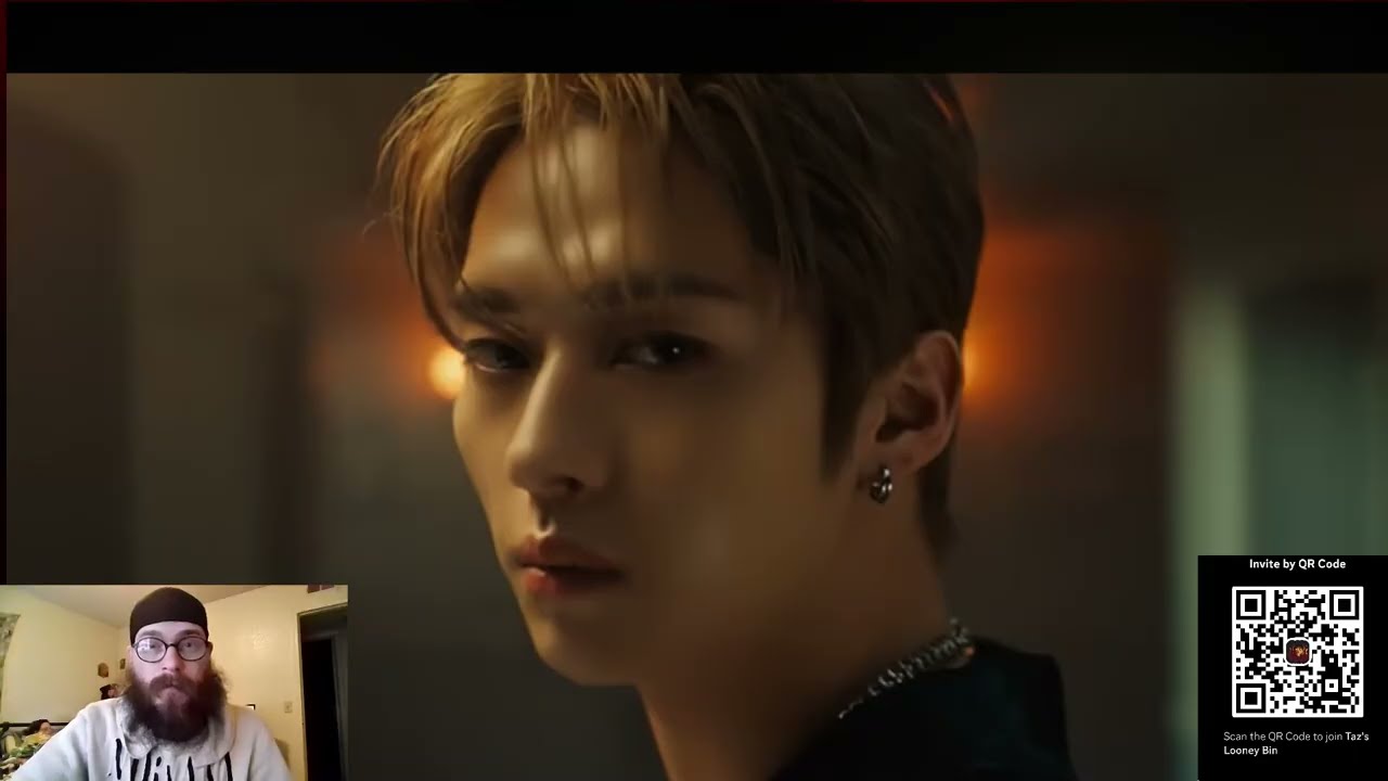 Stray Kids Venom Reaction #straykidskpop #straykids #kpop #kpopgroup #reactionvideo #reaction #react