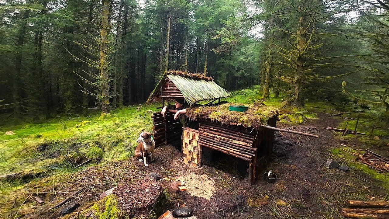New camp dugout shelter with 360° look out - The old shelter FAILED