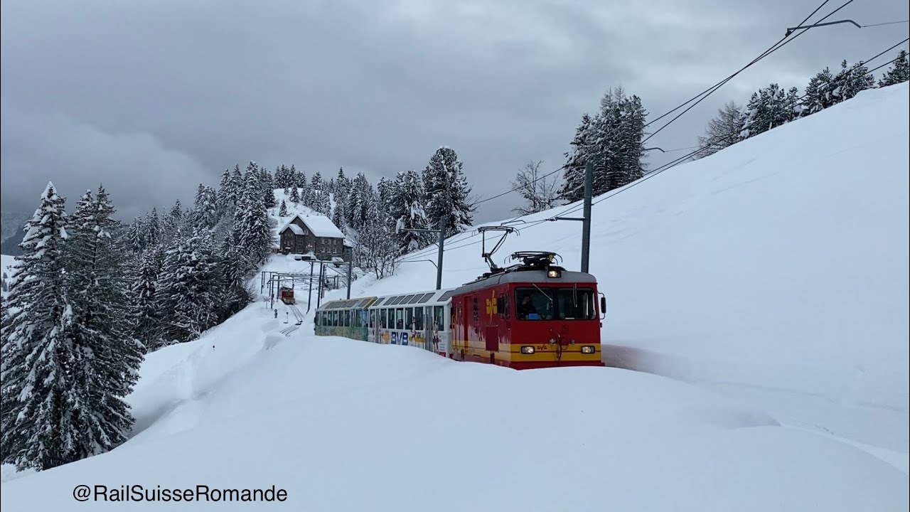 [ FR / DE ] Trafic ferroviaire au Bex - Villars - Bretaye (TPC) / Bahnverkehr auf dem BVB